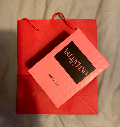 Women valentino born in - valentino,