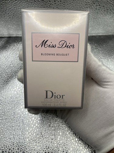 Womens perfume eau - perfume, parfum